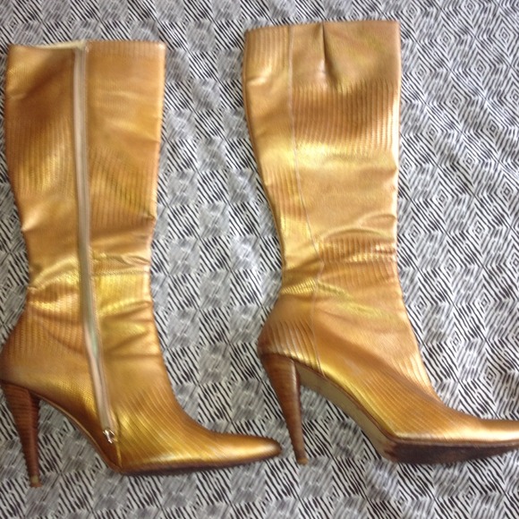 Versace boots - Picture 1 of 1