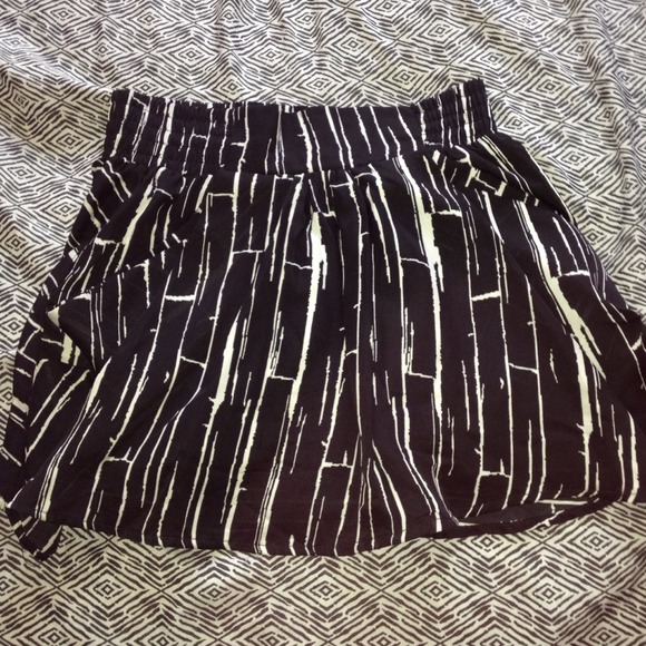 Skirt - Picture 1 of 1