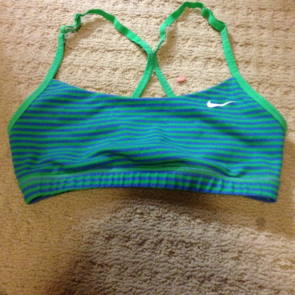 ⛔SOLD⛔ Reversible Nike Bra