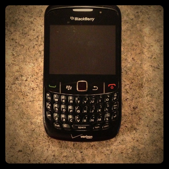 Blackberry Curve
