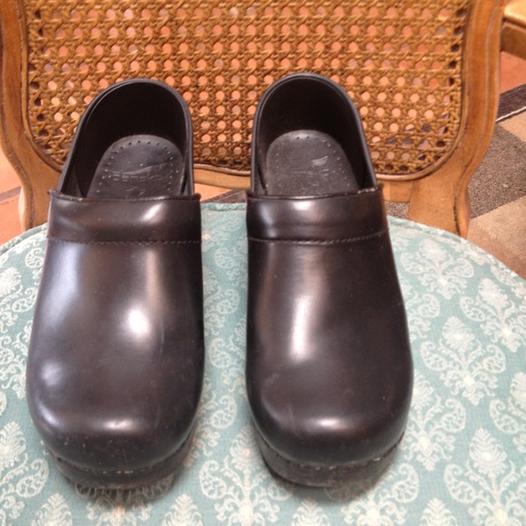 Dansko shoes - reserved for hilltowngirl.