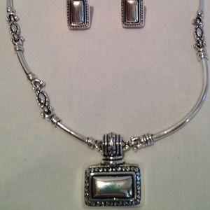 NEW!!! Pendant and earring set #18