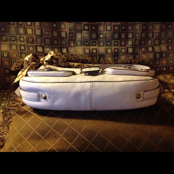 🚫SOLD🚫COACH Large Satchel in PARCHMENT #Z17203 - Picture 3 of 4