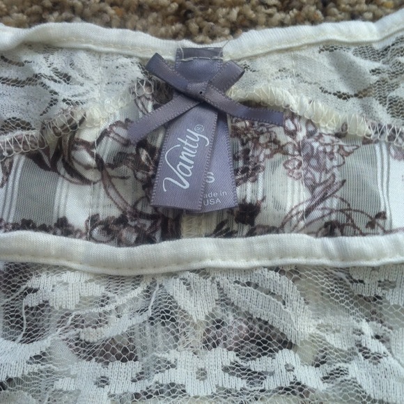 Sold - Picture 3 of 3