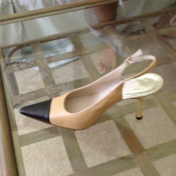 Shoes - Picture 2 of 3