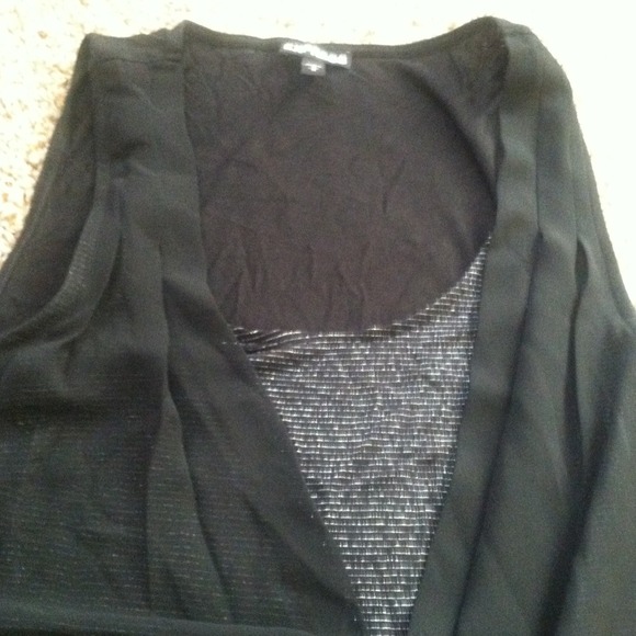 Sold - Picture 3 of 4