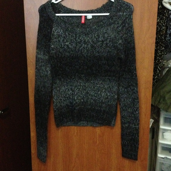 Knit sweater