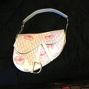 Dior purse
