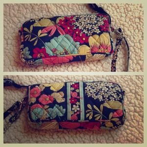 Vera Bradley Wristlet🚫SOLD🚫