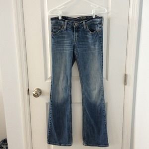 "Reduced" AE size 6 jeans