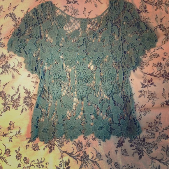 Tops - Floral Lace Layering Top