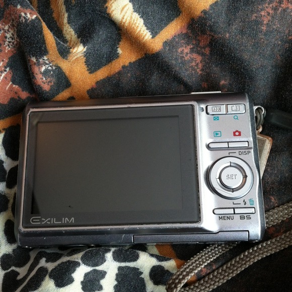 Casio digital camera AS IS📷 - Picture 2 of 4