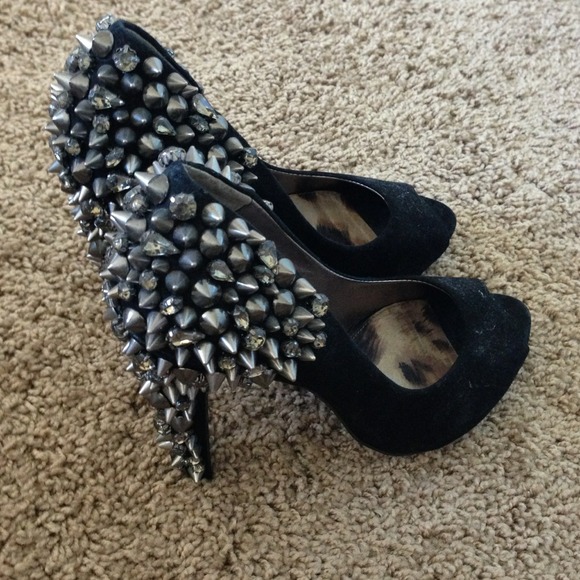 Sam edelman studded pumps