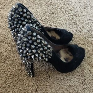 Sam edelman studded pumps