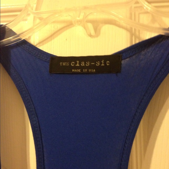 Sold------Cobalt blue tank top with studded heart - Picture 4 of 4
