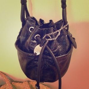 ⛔SOLD⛔Olivia Harris cross body purse