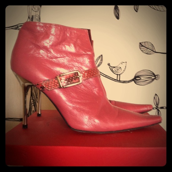 Pink Giuseppe Zanotti Booties