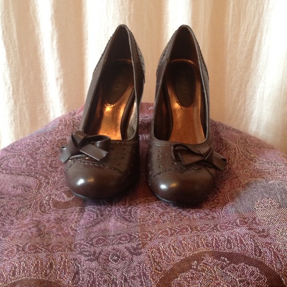 Bongo "smart look" heels