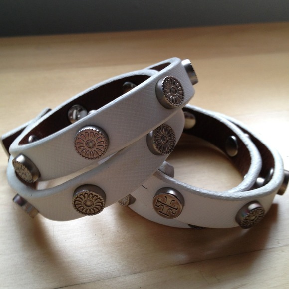 Authentic tory burch wrap bracelet