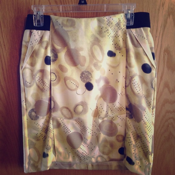 Vera Wang Ponte Skirt size M