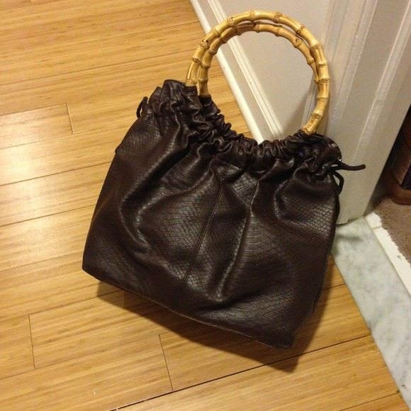 Reduced 🎉💝🎈NWT authentic bamboo brown satchel.