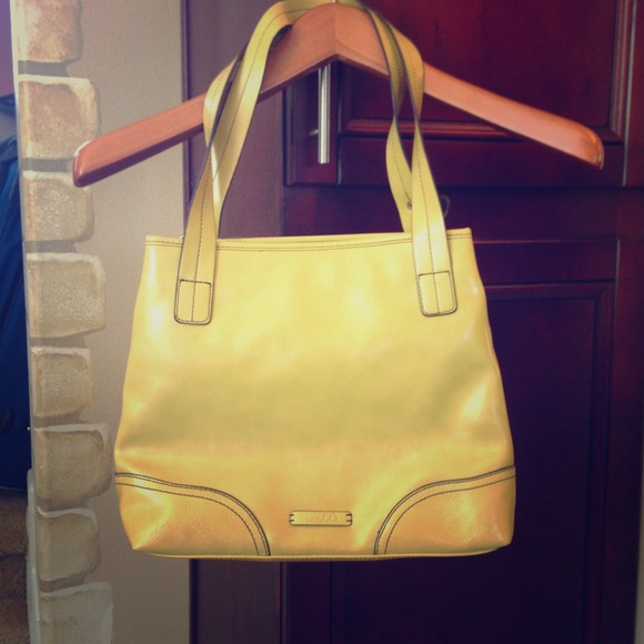 Nine & Co. Cross Body LEATHER bag - Picture 1 of 3