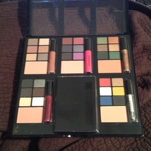 Bundle for @stungforever613 makeup & zebra trench