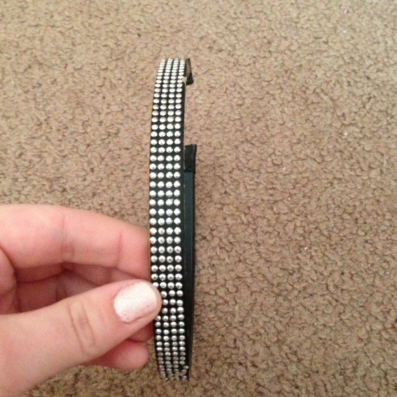 Headbands - Picture 3 of 4