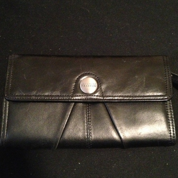 Kenneth Cole Wallet