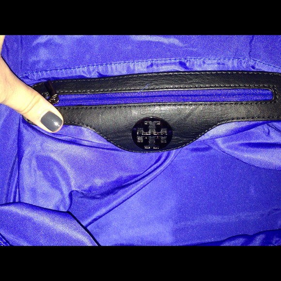 Purse - Picture 3 of 4
