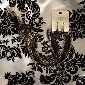 Chain necklace and earring set