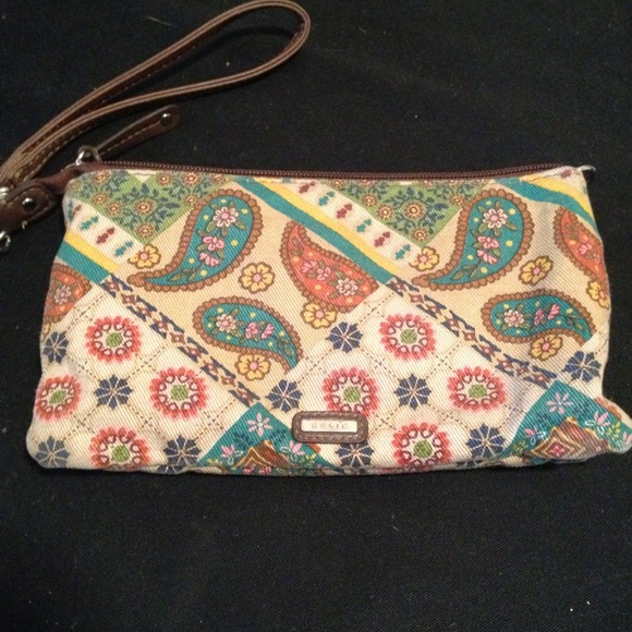 Relic Clutch - Picture 2 of 3