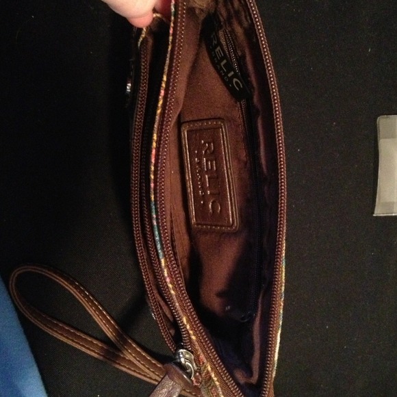 Relic Clutch - Picture 3 of 3