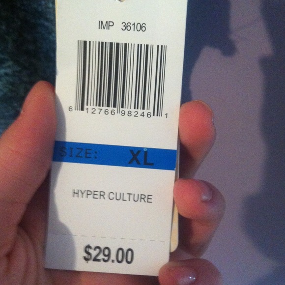 Girls XL Loose silver heart shirt - Picture 2 of 2