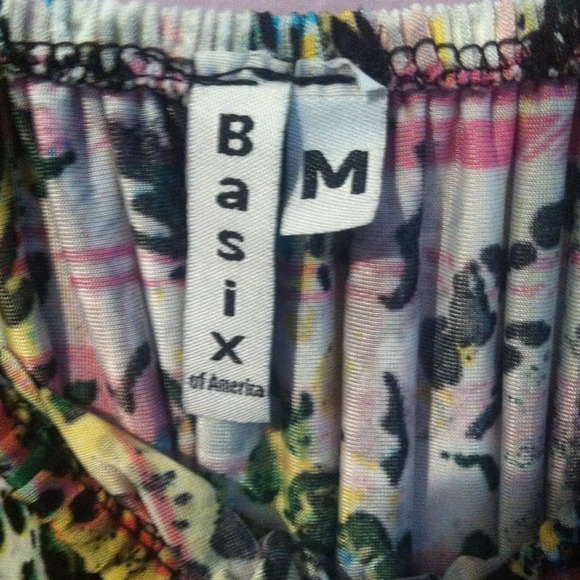 Unique strapless summer dress! - Picture 3 of 3