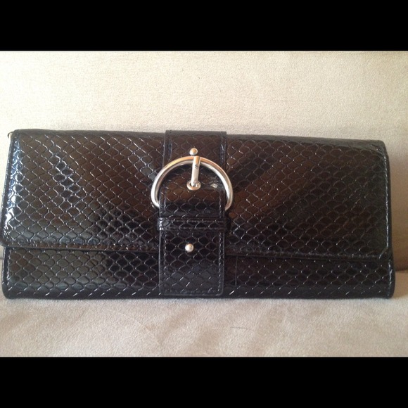 CUTE black wallet/clutch!!