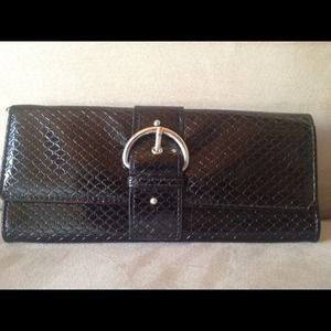 CUTE black wallet/clutch!!