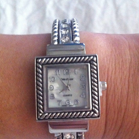 ❌Trade to Gina❌Bangle watch!