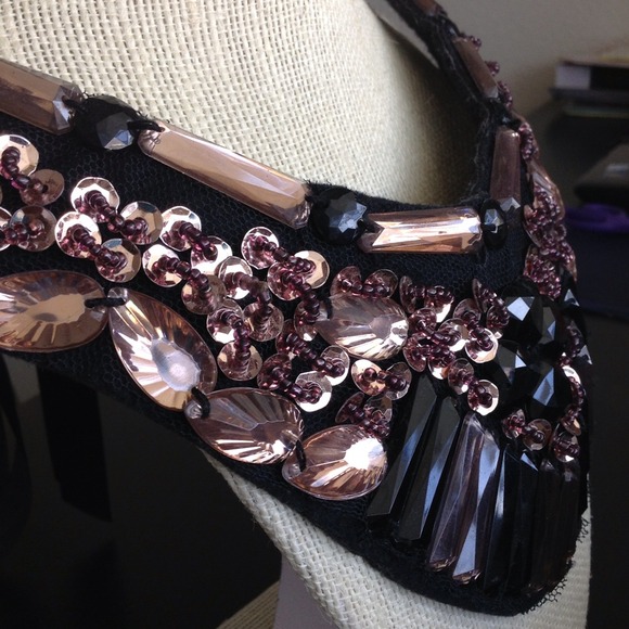 ❌SOLD❌ beaded bib necklace - Picture 4 of 4