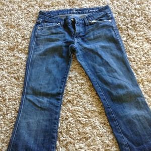 Seven Jeans - A pocket size 28