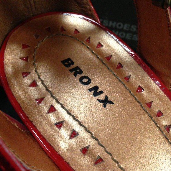 👠Bronx Shoes 72861 Mia Calypso/Terra Vernice/Wind - Picture 2 of 4