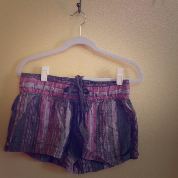 Cotton cuff shorts with tie