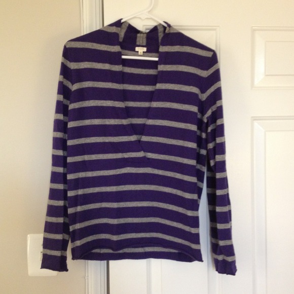 SOLD IN BUNDLE: J. Crew sweater