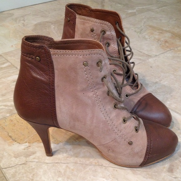 2 for $50•••ZARA* Ankle boots - Picture 3 of 4