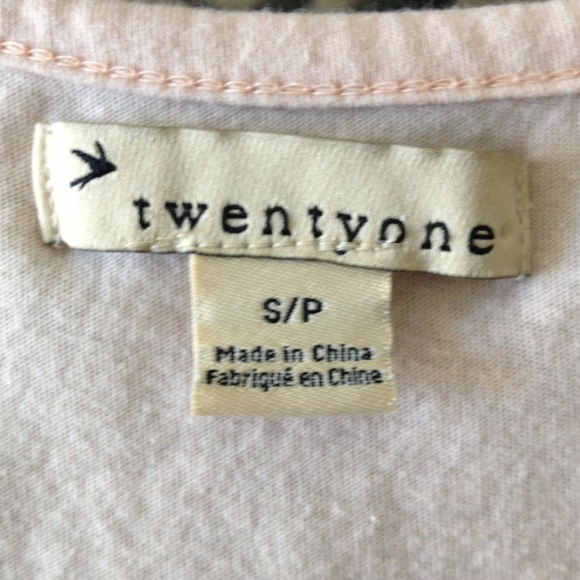 🚫SOLD🚫Light pink tank top🚫SOLD🚫 - Picture 3 of 4