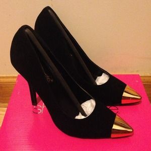 "Ann" Black Suede Pump with Gold Cap-Toe