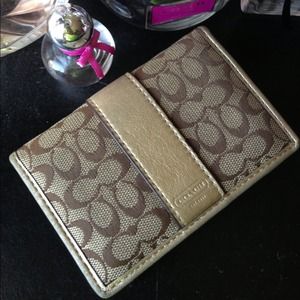 Authentic Small Coach Wallet (brown/tan)
