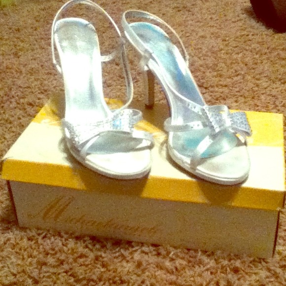 Bridal shoes
