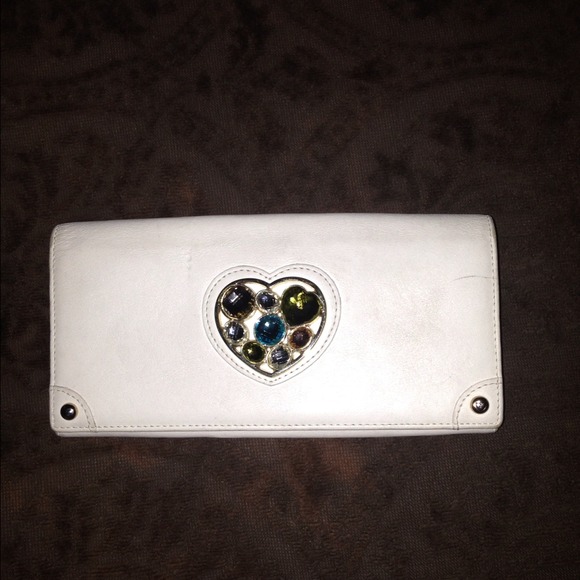Lovecat white leather wallet