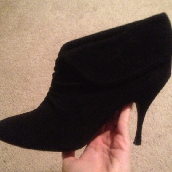 Colin Stuart Shoes - Colin Stuart booties by Victoria secret